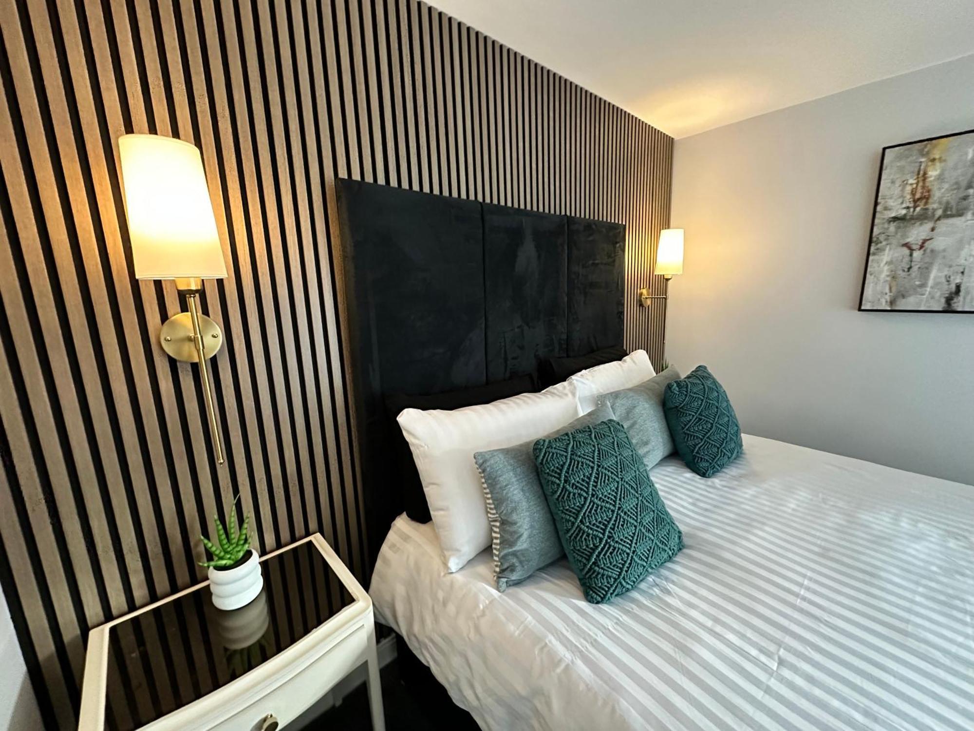 Waterside Mufc & Trafford Centre Townhouse 4 Bedroom Free Parking Manchester Exterior photo